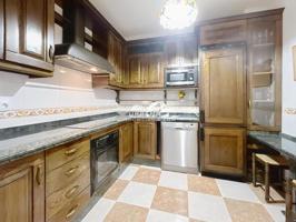 Piso en venta en Lucena, Calle Tamborilera, 14900 photo 0