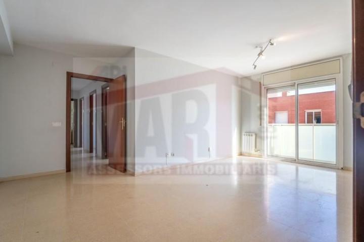 Piso en venta en Reus, Avda. Comerc photo 0