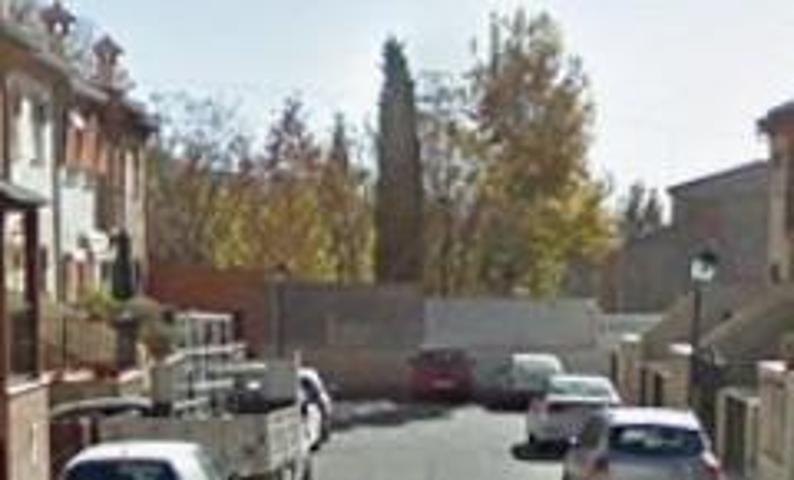 Casa en venta en Jun, Vega de granada zona noroeste photo 0