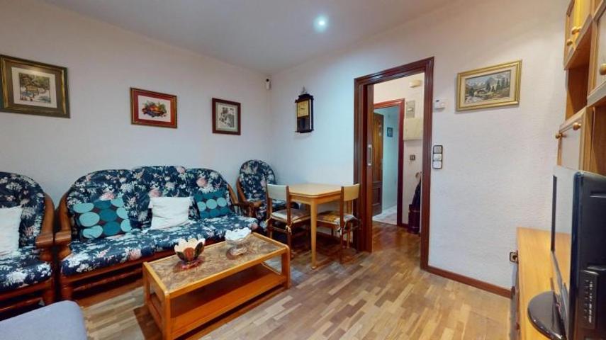Piso en venta en Madrid, Palomeras Bajas photo 0