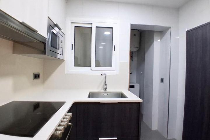 Piso en venta en Mataró, Cerdanyola photo 0