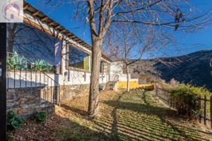 Edificio en venta en Bérchules, Bérchules photo 0