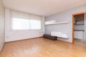 Planta baja en venta en Terrassa, La Gripia photo 0