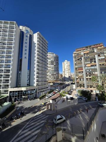 Apartamento en venta en Benidorm, Levante photo 0