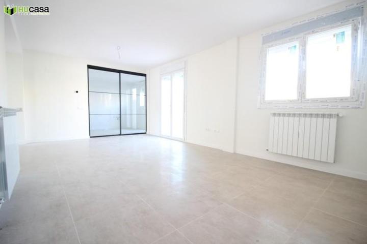 Adosada en venta en Polán, Los Montes de Toledo photo 0