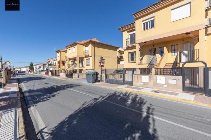 Bungalow en venta en Fuente Vaqueros, Vega de granada zona noroeste photo 0