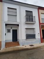 Casa en venta en Brenes, Brenes photo 0