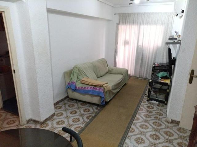 Piso en venta en Valencia, Ciutat Fallera photo 0