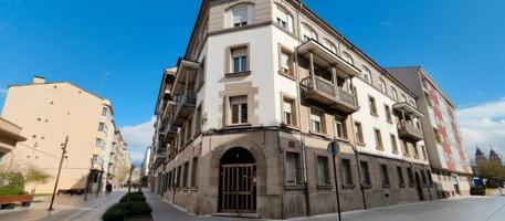 Piso en venta en Lugo, Avenida de la Coruña photo 0
