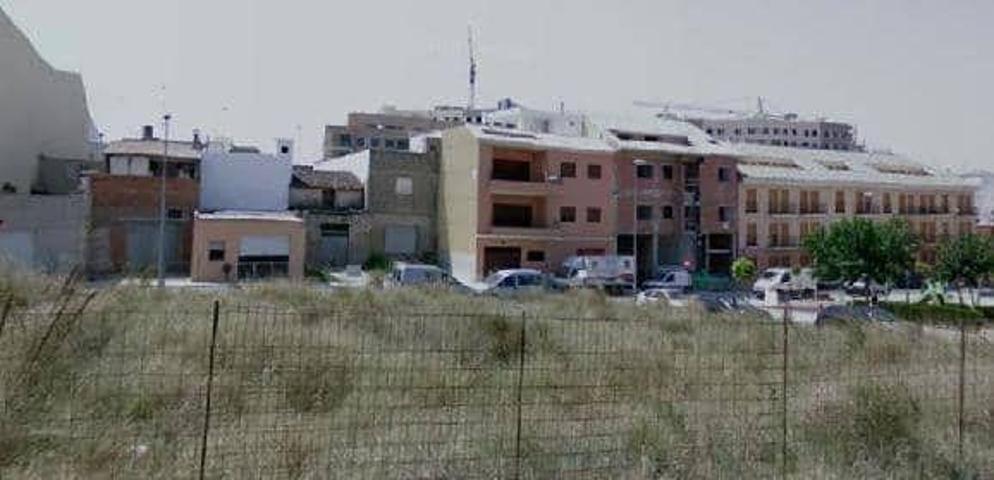 Terreno en venta en Alzira, Alquenència-Venècia photo 0