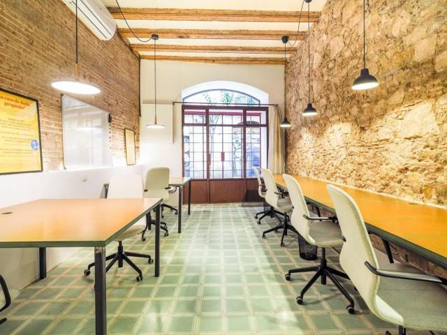 Local comercial en venta en Barcelona, El Raval photo 0