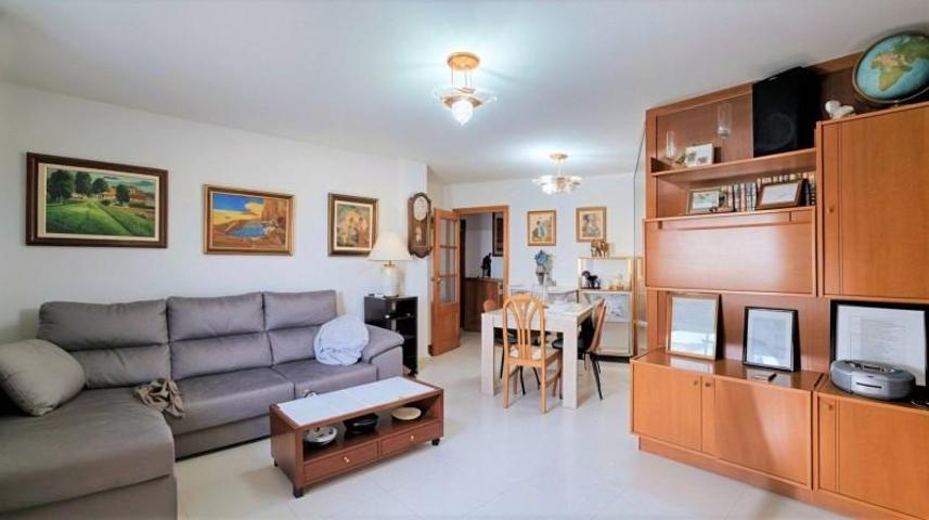 Piso en venta en Reus, Avda Sant Bernat Calbó photo 0