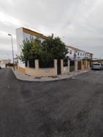 Bungalow en venta en Sanlúcar la Mayor, Sanlúcar la Mayor photo 0