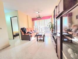 Piso en venta en Málaga, Vistafranca photo 0