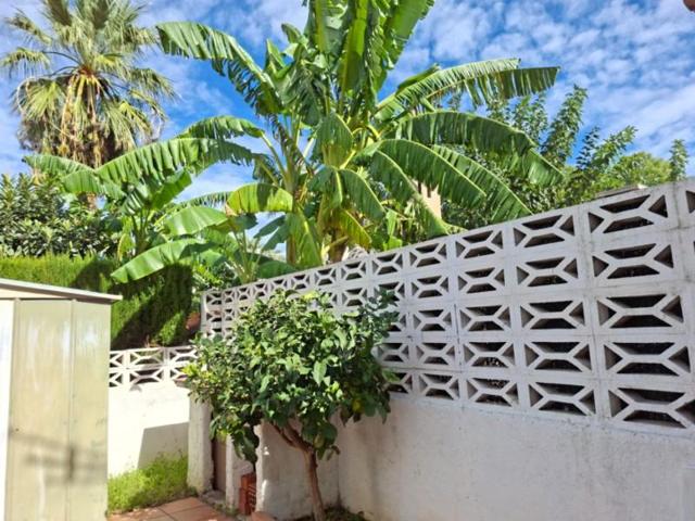 Adosada en venta en Denia, Las Marinas photo 0