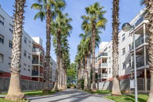 Piso en venta en Riba-roja de Túria, Urbanizacion la reva photo 0