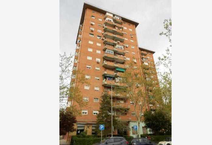 Piso en venta en Madrid, Carabanchel photo 0