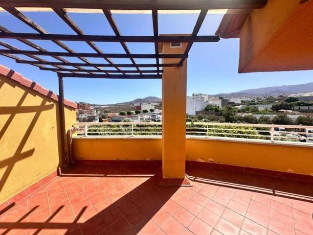 Piso en venta en Telde photo 0