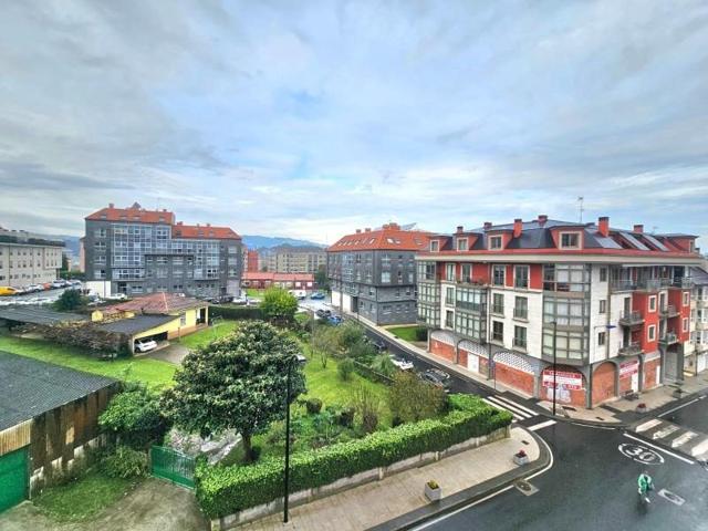 Piso en venta en Cambre, Burgo Cuesta de la Tapia nuevo. photo 0