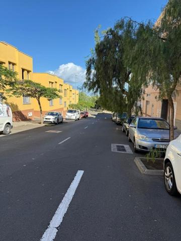 Piso en venta en Las Palmas de Gran Canaria, Tamaraceite photo 0