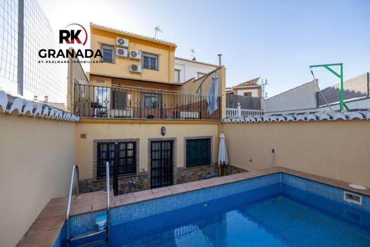 Adosada en venta en Pulianas, Vega de granada zona noroeste photo 0