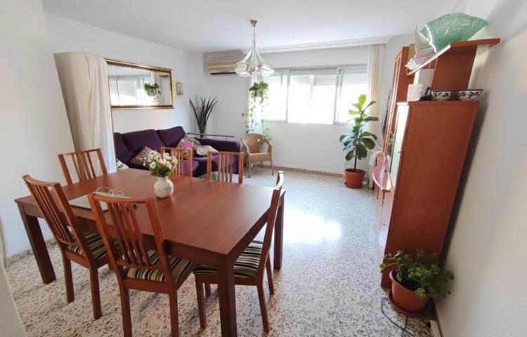 Piso en venta en Málaga, Carlos de haya photo 0