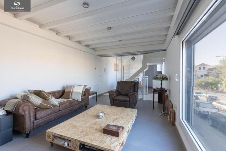 Casa en venta en Granada, Bola de oro photo 0