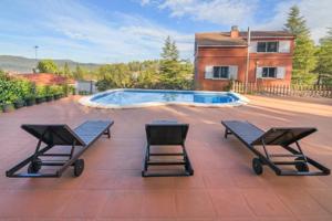 Chalet en venta en Sant Salvador de Guardiola, URB. EL CALVET photo 0