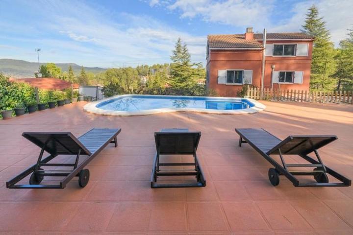 Chalet en venta en Sant Salvador de Guardiola, URB. EL CALVET photo 0