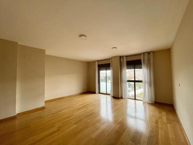 Piso en venta en Granada, Campus de la salud photo 0