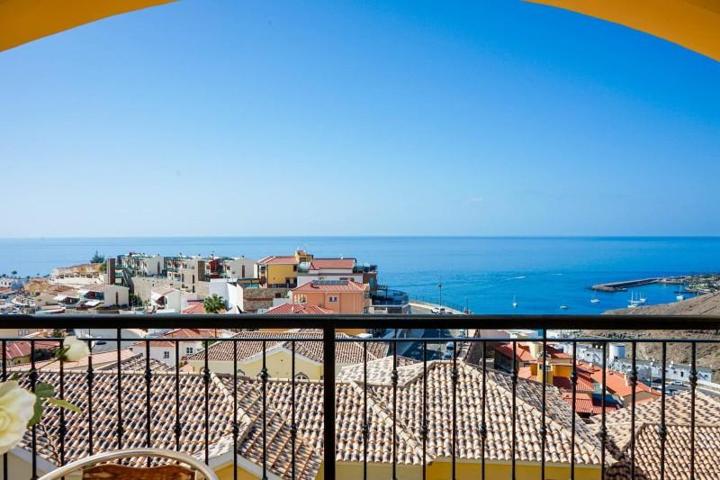 Apartamento en venta en Mogán, Arguineguín, Loma Dos photo 0