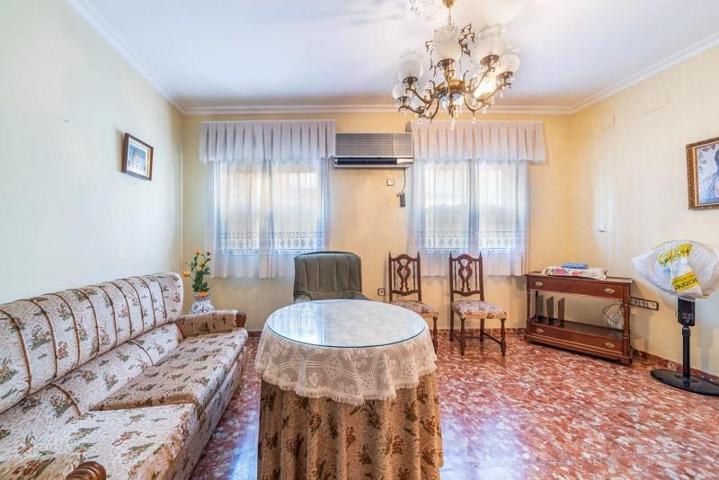 Casa en venta en Sevilla, Bellavista photo 0