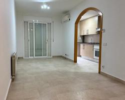 Piso en venta en Santa Coloma de Gramenet, Centre photo 0