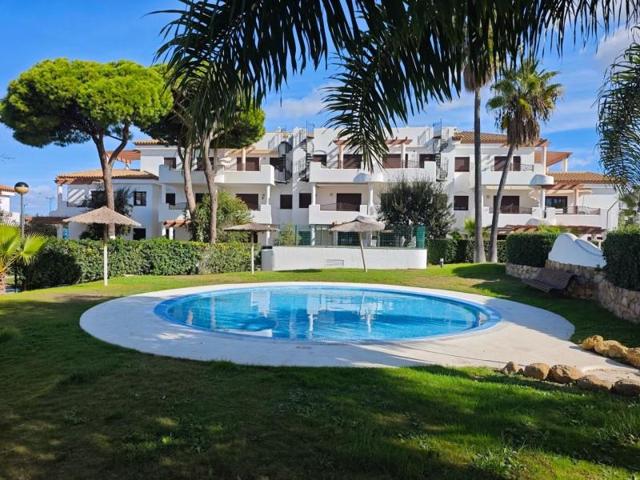 Apartamento en venta en Chiclana de la Frontera, La barrosa photo 0