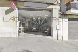 Local comercial en venta en Viladecans photo 0