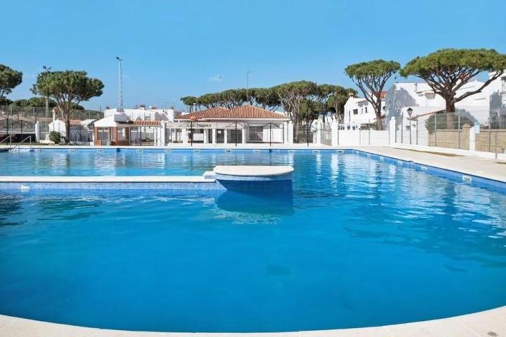 Adosada en venta en Chiclana de la Frontera, 2ª pista de La Barrosa photo 0