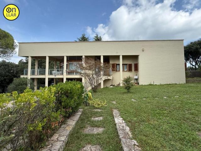 Casa en venta en Seva, El Montanyà photo 0