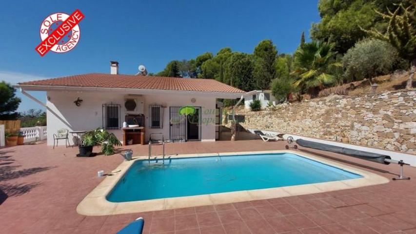 Casa con terreno en venta en Cómpeta, Competa photo 0