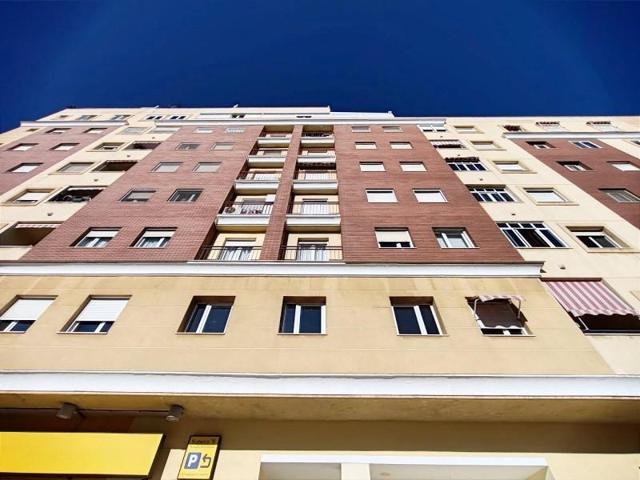 Piso en venta en Málaga, Carretera de Cádiz photo 0