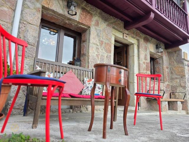 Chalet en venta en Llanes photo 0