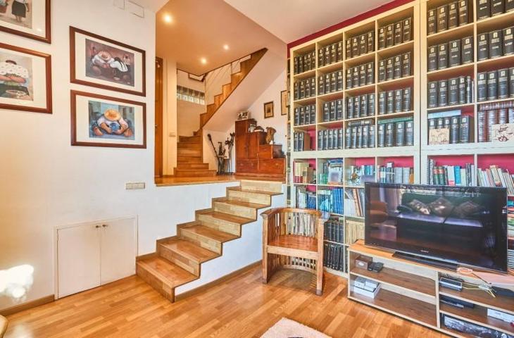 Casa en venta en Barcelona, Vallvidrera - El Tibidabo i les Planes photo 0