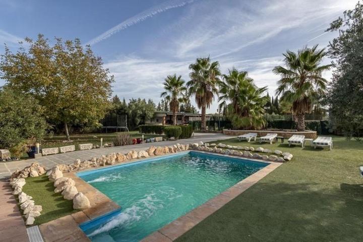 Casa con terreno en venta en Atarfe, Urbanizacion los cortijos la ribera photo 0