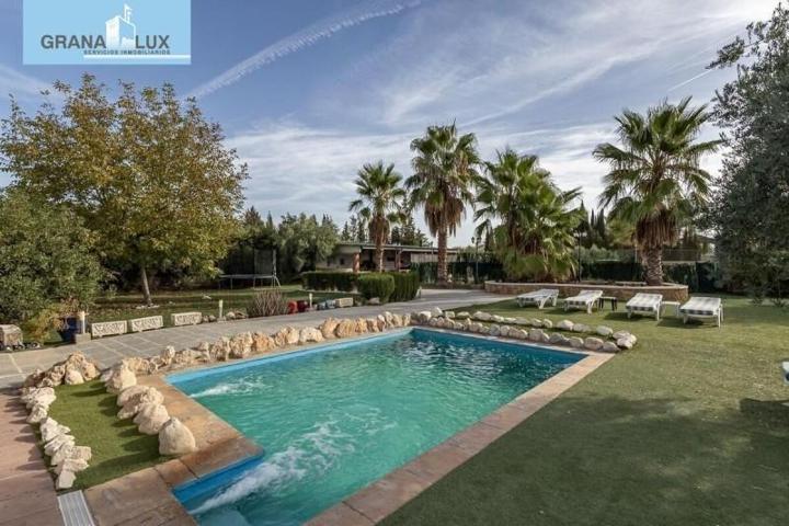 Casa con terreno en venta en Atarfe, Urbanizacion los cortijos la ribera photo 0