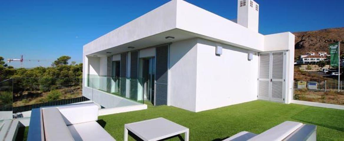 Casa en venta en Finestrat, Alicante photo 0