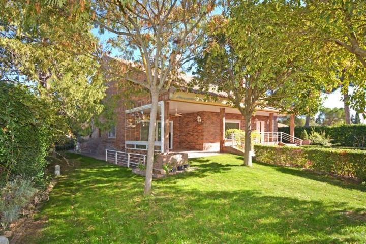 Chalet en venta en Zuera, Las lomas de gallego photo 0