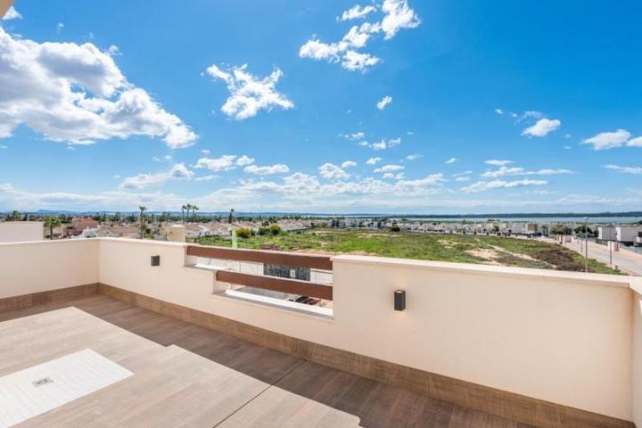 Chalet en venta en Rojales, Cuidad Quesada photo 0