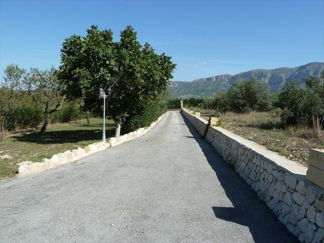 Casa en venta en Gata de Gorgos, Comunidad valenciana photo 0