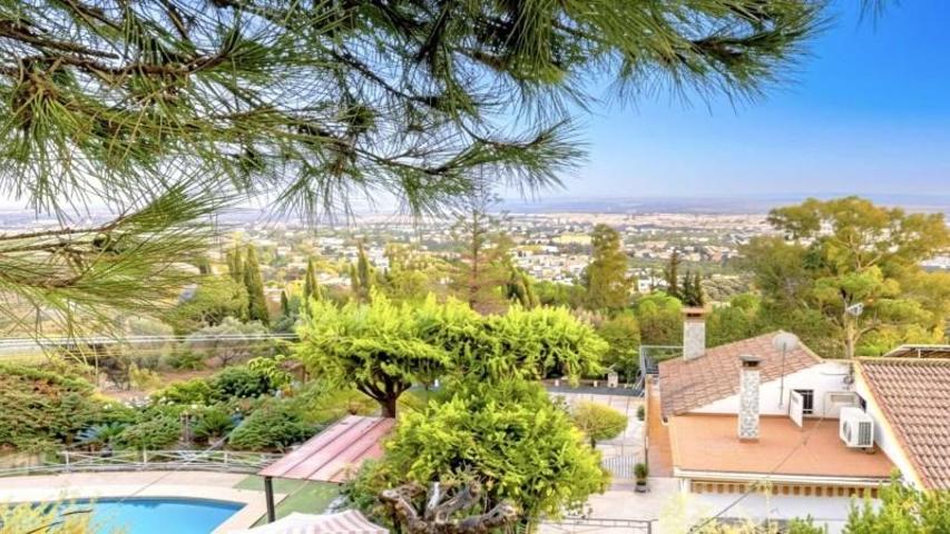 Chalet en venta en Córdoba, Brillante photo 0