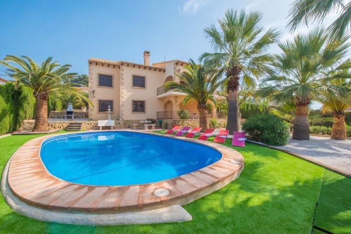 Chalet en venta en Benissa, Benissa photo 0