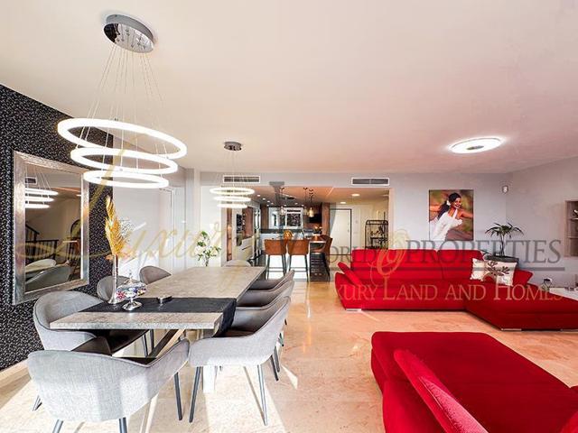 Chalet en venta en Puerto de Santiago, Calle la Tosca, 38683 photo 0